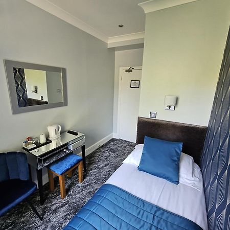 Mentone Hotel Лондон Екстер'єр фото