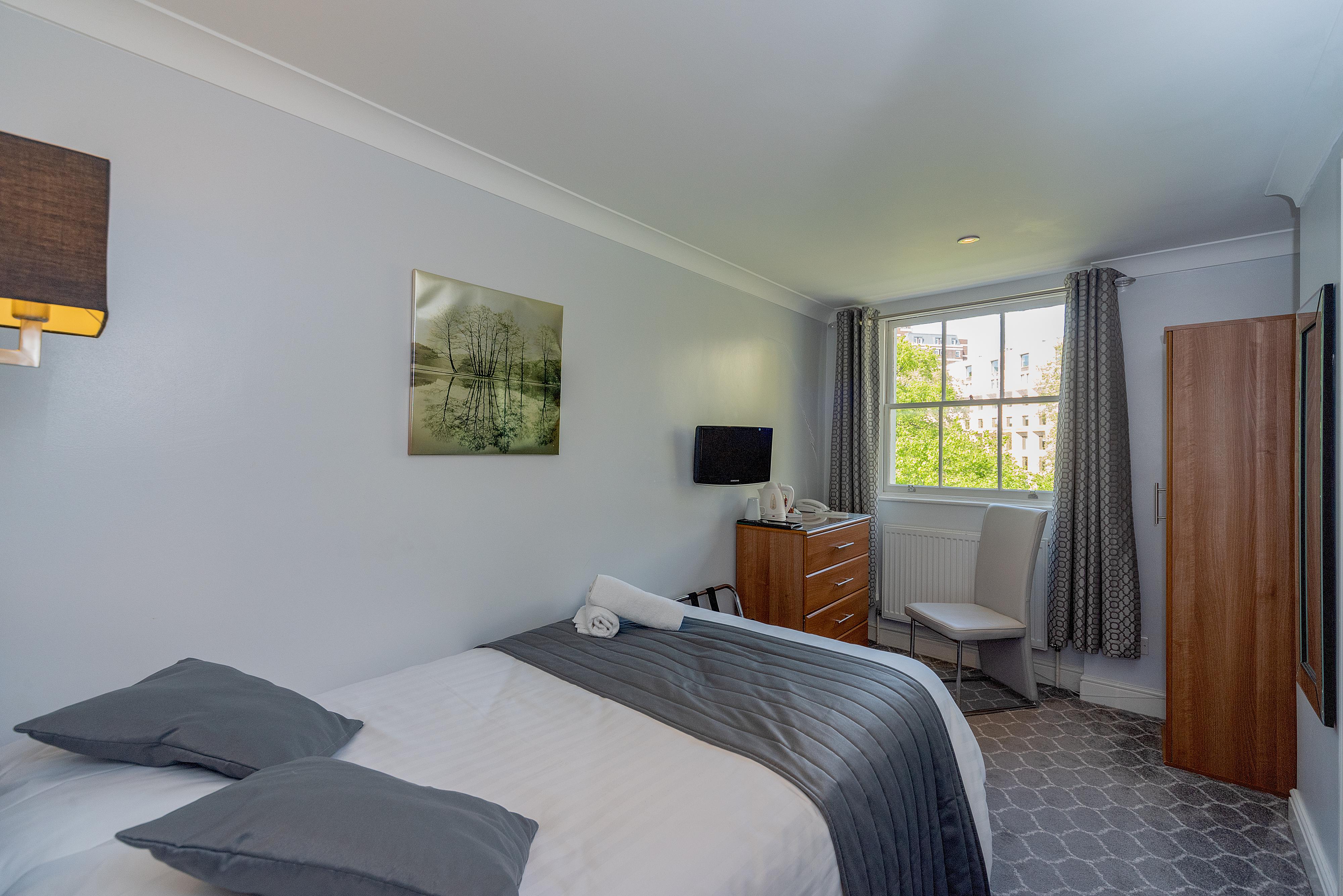 Mentone Hotel Лондон Екстер'єр фото